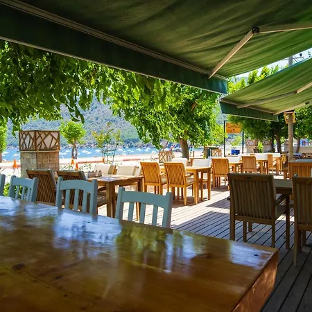 Ceneviz Hotel Adrasan